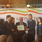 paolo ascierto riceve il premio medicina italia