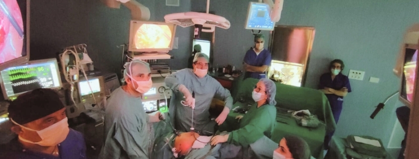 carcinoma ovarico, équipe chirurgica esegue un intervento innovativo