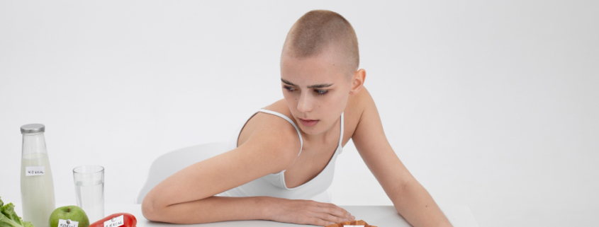 digiuno intermittente una ragazzina con disturbi alimentari