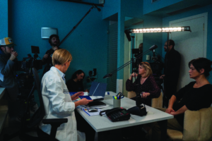 la luce nella crepa: cortometraggio sui caregiver