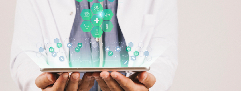 mia un medico con un ipad in mano