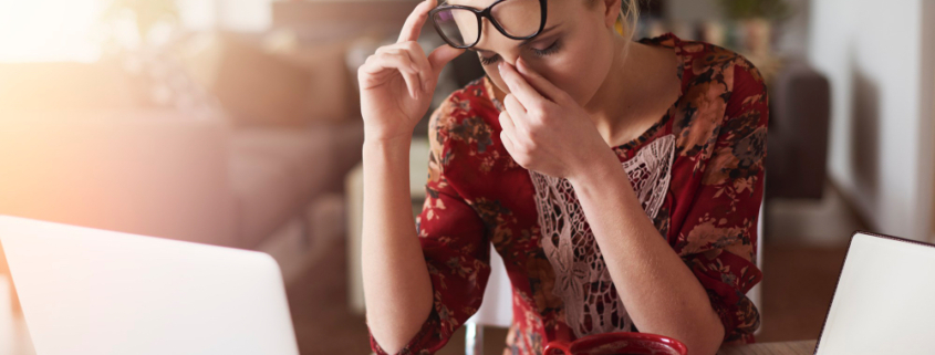 cambio di stagione, una donna si sente stanca