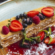 un delizioso dolce alla frutta