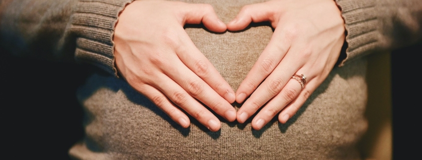 illustration of gravidanza infettiva: rischi e prevenzione per la futura mamma
